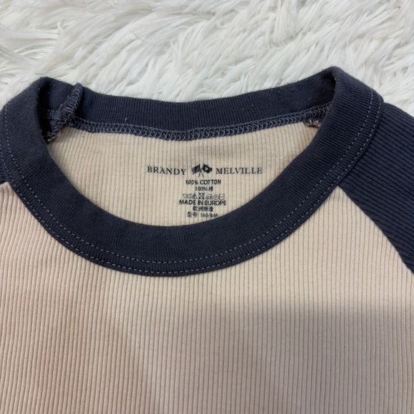 Brandy Melville | Cream and Blue Baseball Tee - Picture 4 of 4